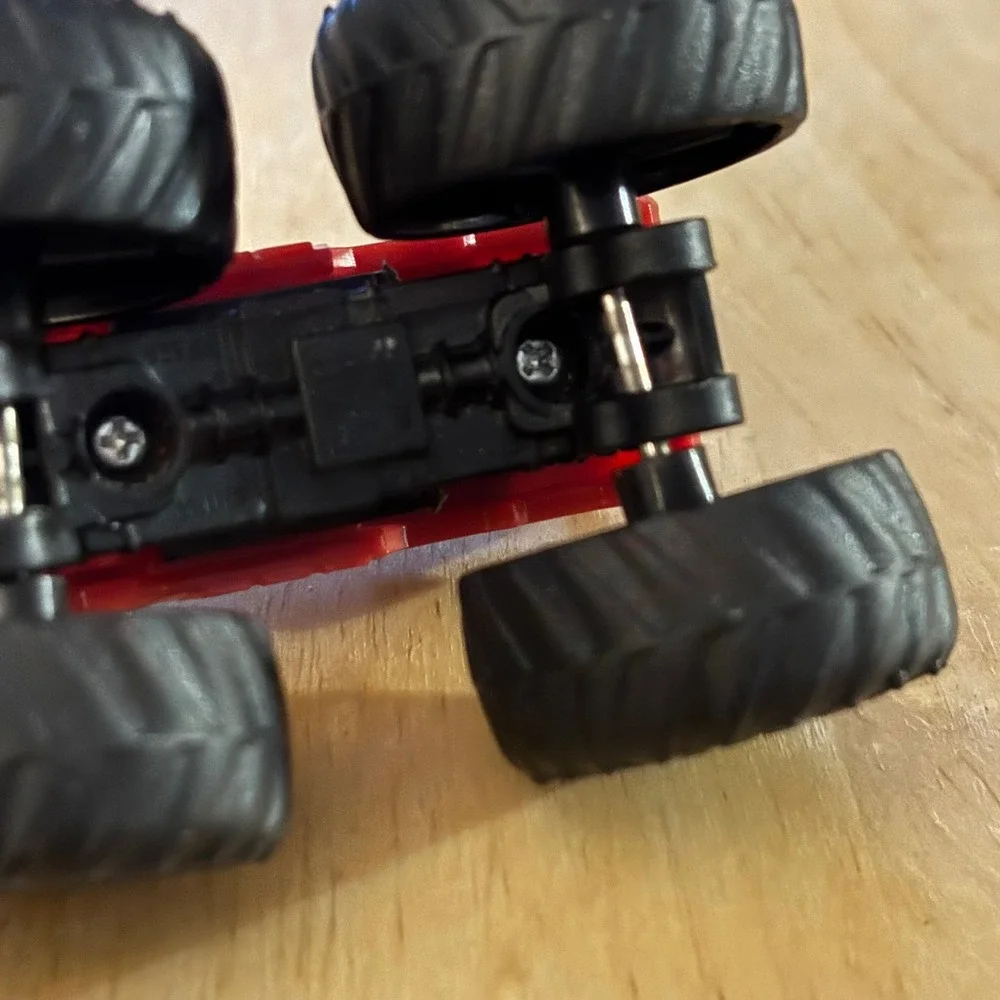 Hot Wheels Monster Trucks 5-Alarm Red Fire Truck 68 Diecast Toy Car 1186 MJ 1 NL - Picture 5 of 7